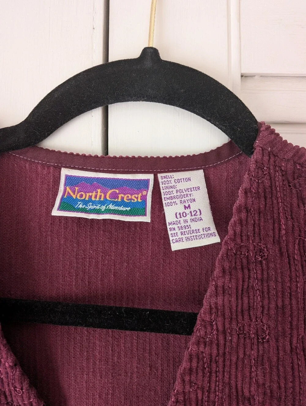 VINTAGE North Crest Vest - Picture 2 of 3